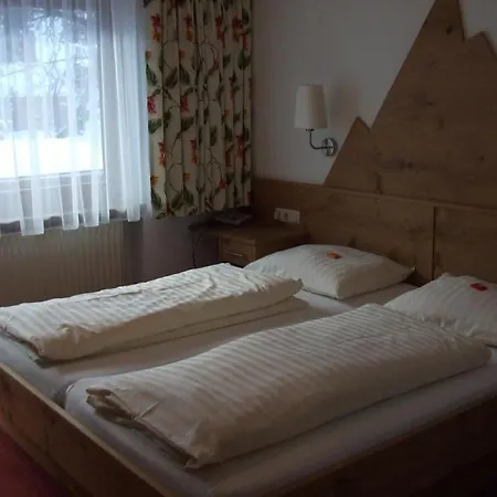 Jagdhof Pure Mountain Appartamento *