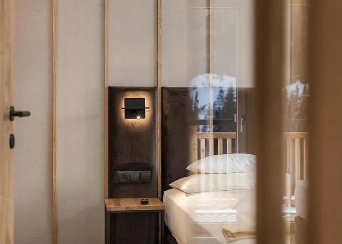 Jagdhof Pure Mountain Hotel 4*